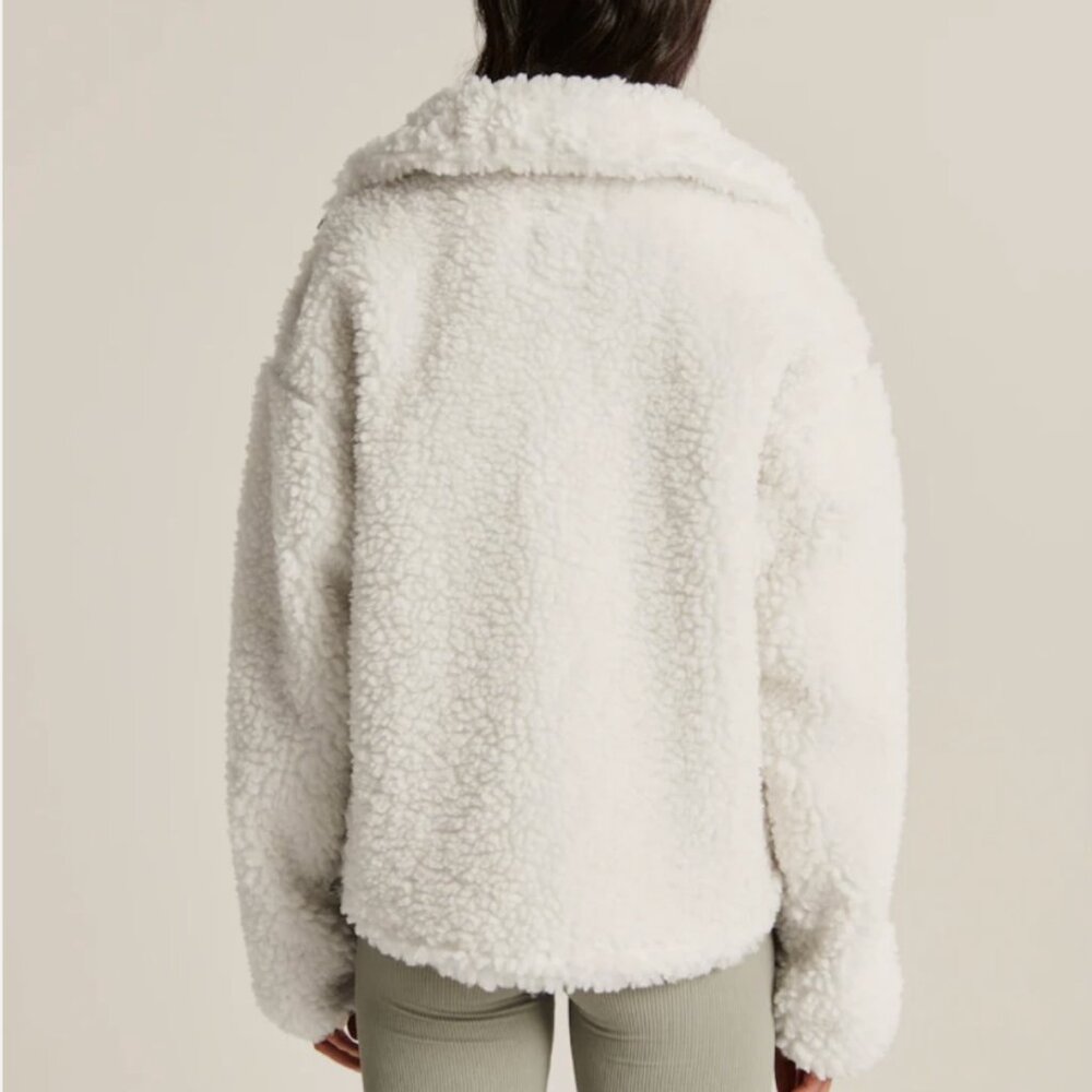 🤍🌿 Abercrombie& Fitch Full-Zip Utility White Sherpa Jacket Size M 🤍🌿 - Picture 16 of 16